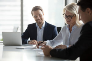 Franchise buyer reviewing a Franchise Disclosure Document before signing